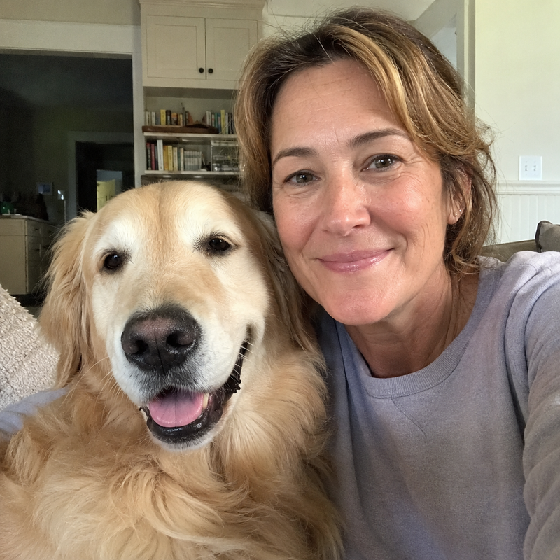 Linda M, Owner of a Golden Retriever